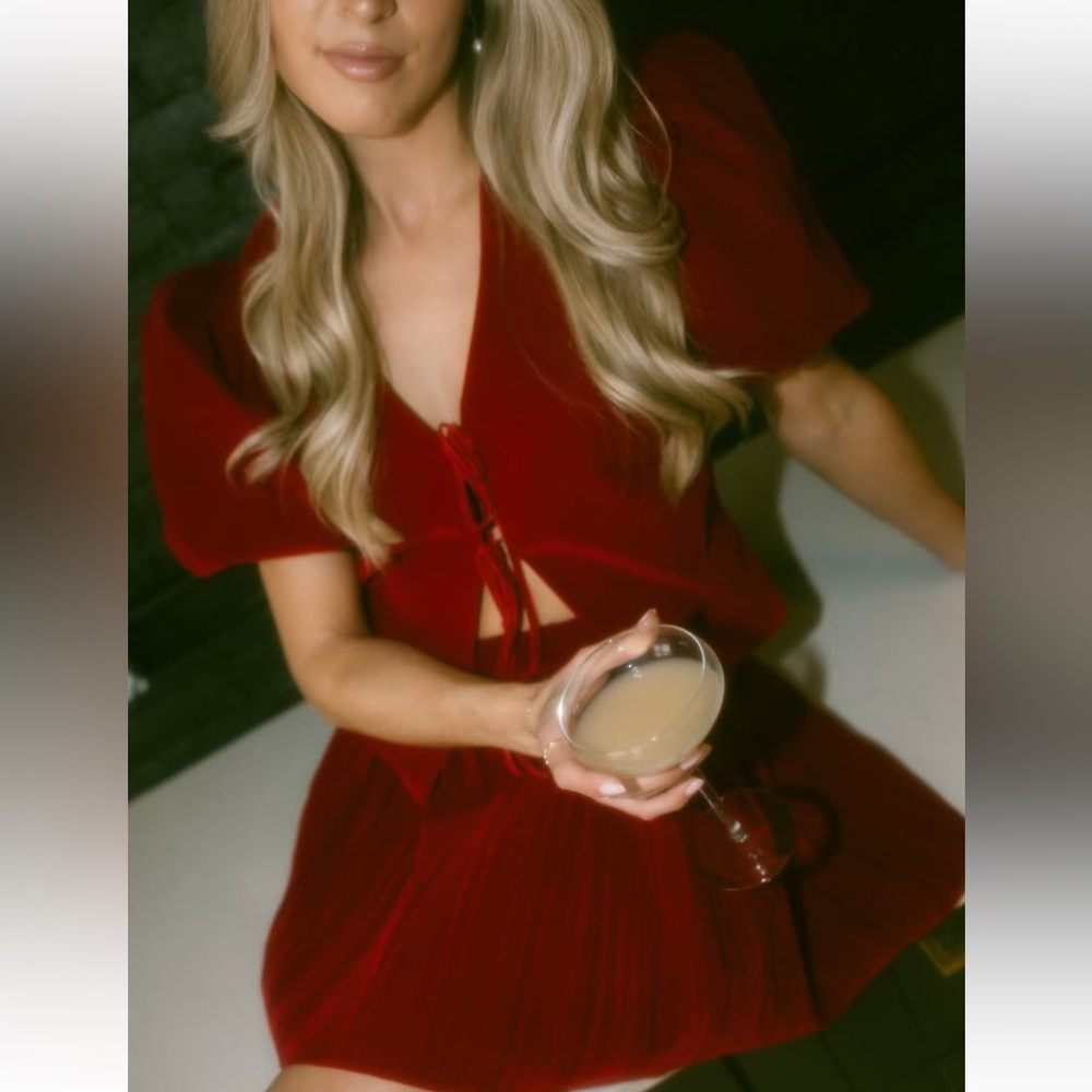 Lane 201 Red Velvet set. NWT. Tagged Nana Jacqueline for exposure